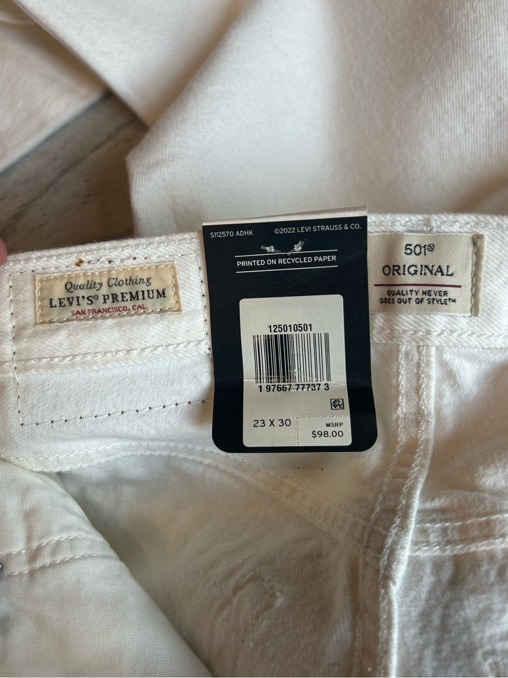 NWT Levi’s 501 Original Straight Leg Jeans, Women’s Size 0, W23 L30, Off White - Picture 8 of 13
